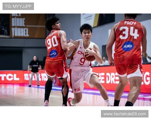 世界杯男篮直播互动专区，观众可以实时评论分享比赛感受