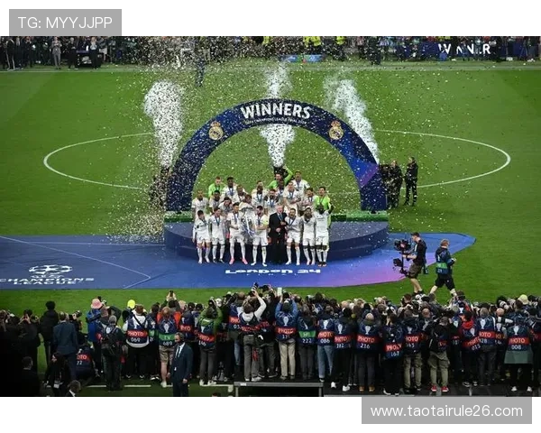 2026美加墨世界杯官方海报发布全景回顾带你领略赛事宣传的视觉冲击